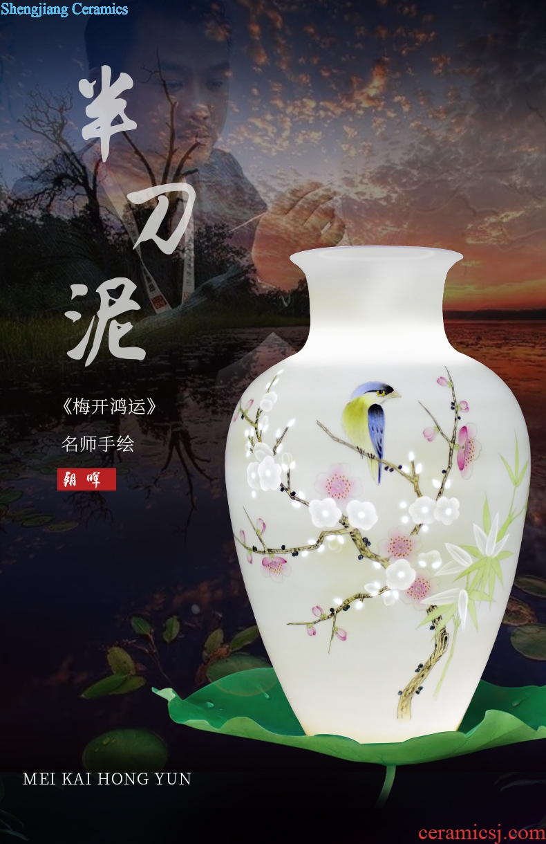 Jingdezhen ceramics new Chinese hand-painted dried flower vases, flower arrangement bedroom household furnishing articles the sitting room porch decoration