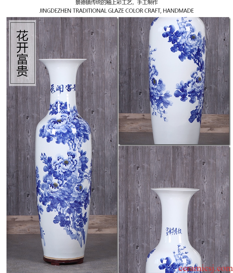 Jingdezhen blue and white porcelain of large vases, flower arranging hotel moved into Chinese sitting room adornment is placed