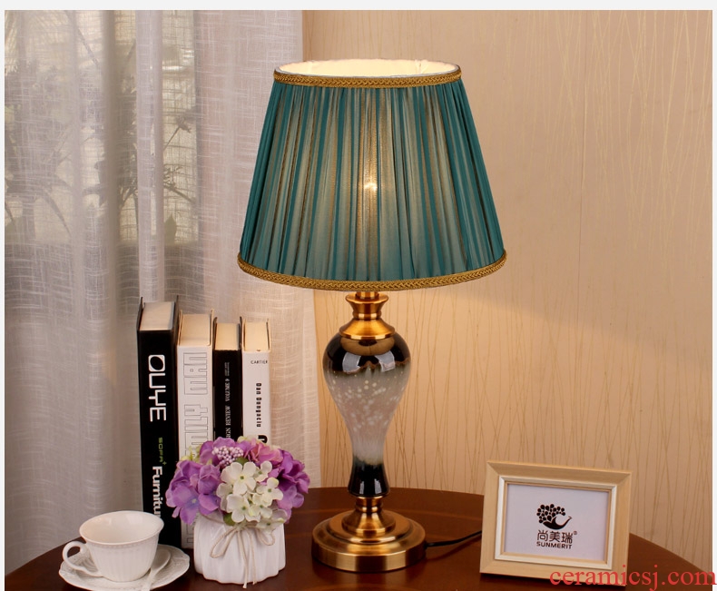 American desk lamp jingdezhen ceramic bedside lamp sitting room adornment bedroom modern Chinese hand-painted hotel apartment