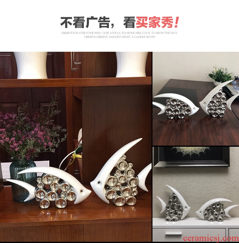 Sitting room of contemporary and contracted household soft adornment European creative television wine porch ceramic handicraft furnishing articles