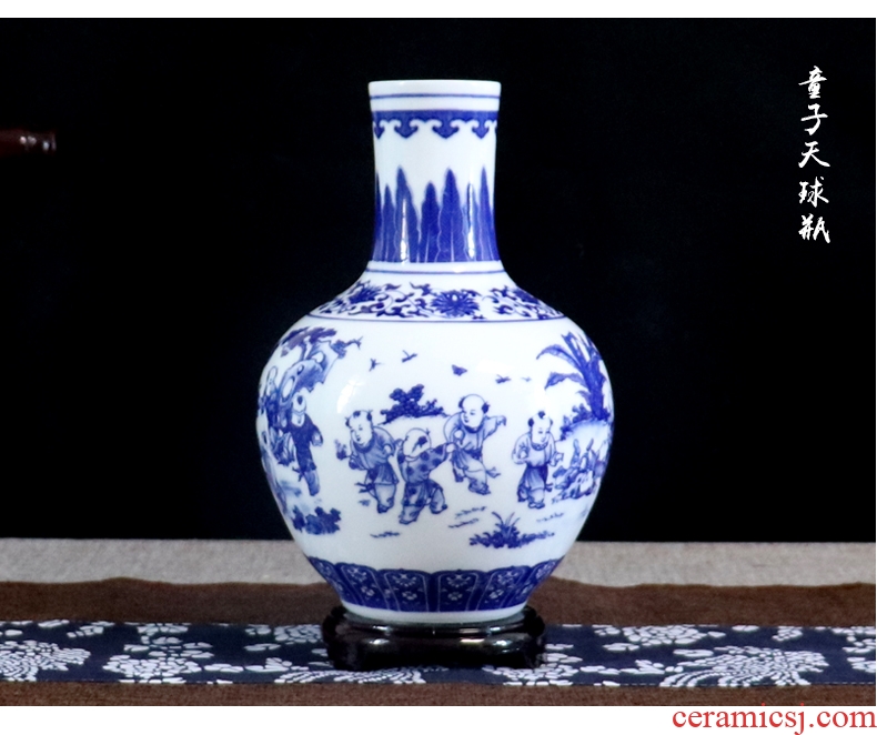 Blue and white porcelain vase furnishing articles flower arranging archaize little sitting room adornment handicraft gift of new Chinese style of jingdezhen ceramics