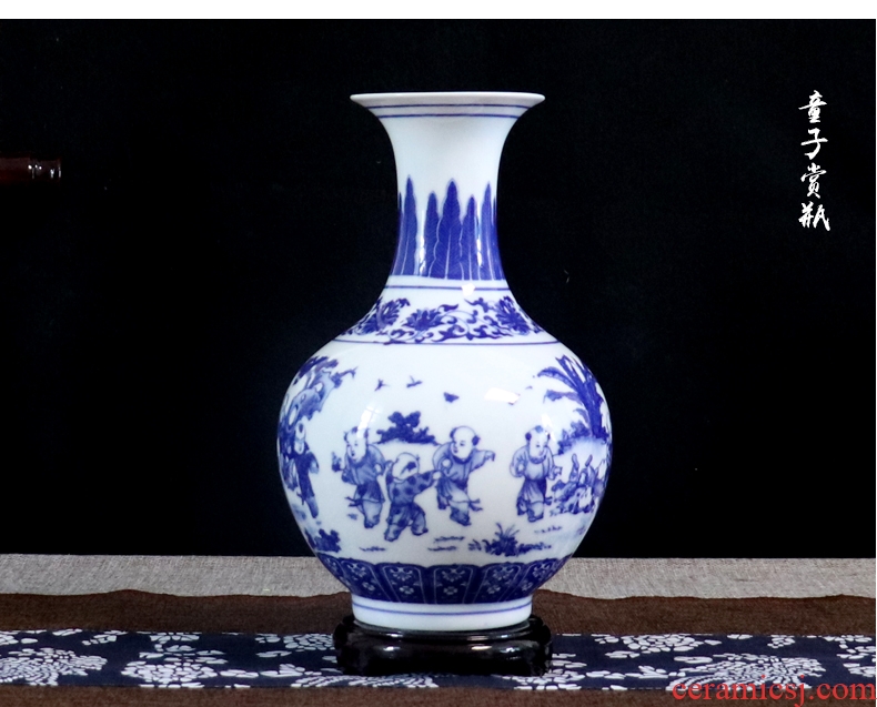 Blue and white porcelain vase furnishing articles flower arranging archaize little sitting room adornment handicraft gift of new Chinese style of jingdezhen ceramics