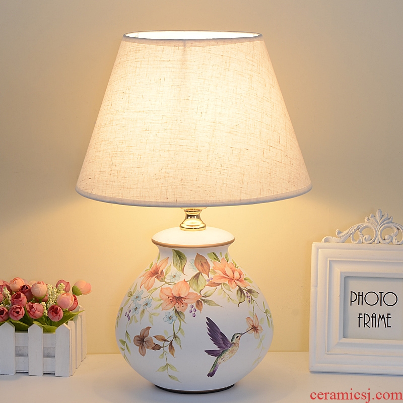 American ceramic desk lamp rural idyll contemporary and contracted lamp European sitting room decorate the study desk lamp of bedroom the head of a bed