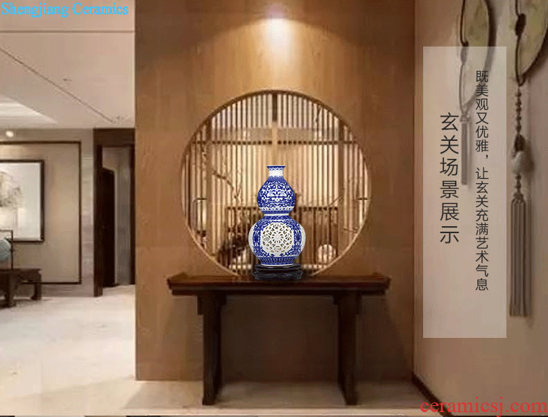 Jingdezhen ceramics hollow-out blue bottle of sitting room place contemporary and contracted household adornment newly-married celebration gift