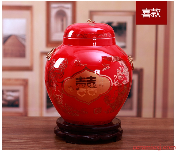 Jingdezhen ceramics China red Chinese general storage tank vase sitting room adornment is placed a wedding gift