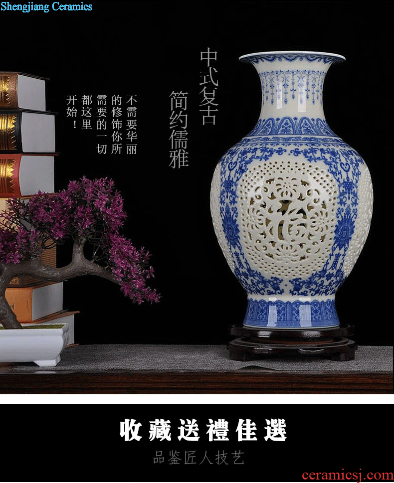 Jingdezhen ceramics ivory hollow out of blue and white porcelain vase modern household act the role ofing is tasted furnishing articles [large] sitting room
