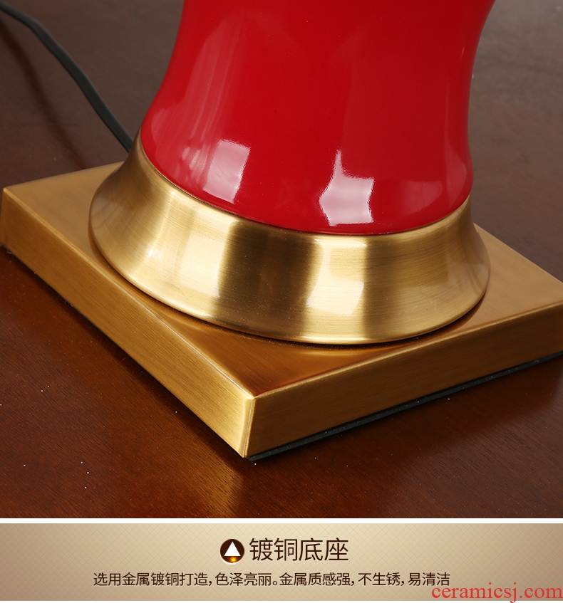 Modern Chinese style of bedroom the head of a bed is light and decoration ceramics creative taste sweet and romantic wedding room with dowry marriage desk lamp