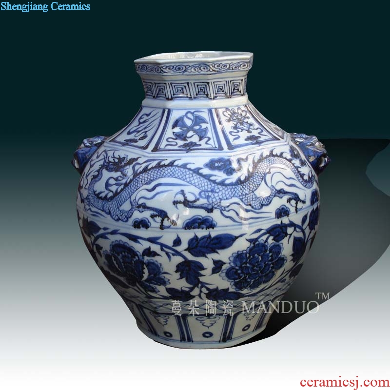 Imitation of yuan blue and white peony dragon large pot of yuan dynasty blue and white peony dragon benevolent ears porcelain pot original embryo