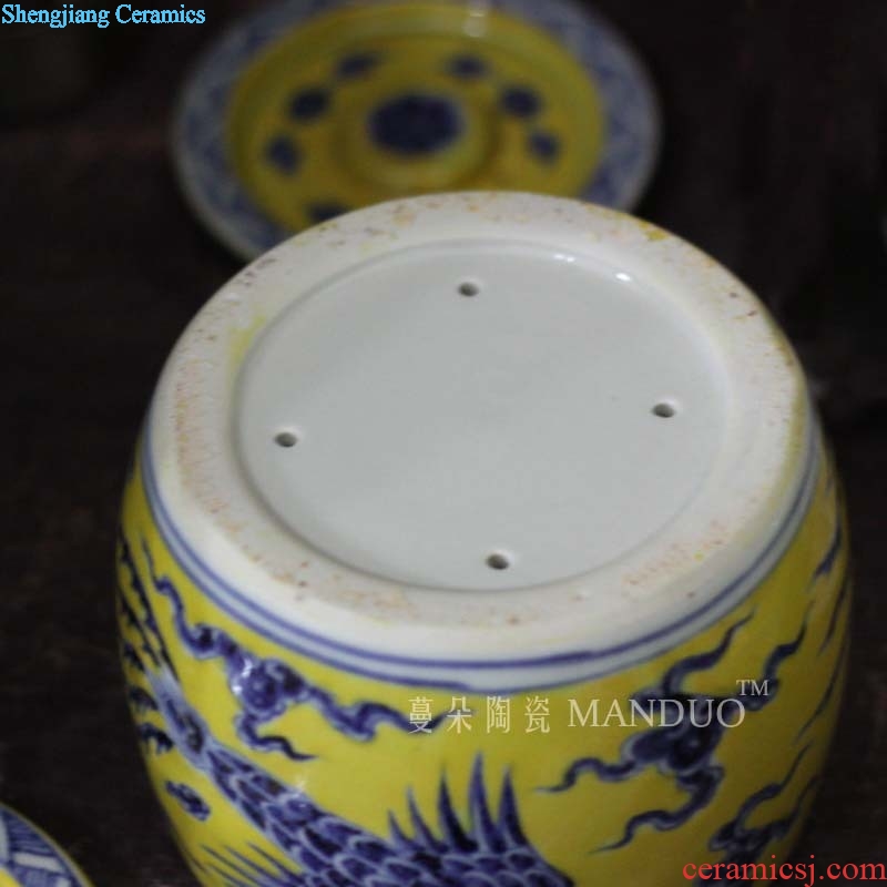 Yellow XuanDeLong grain and grain for cricket cans dragon grain yellow hand-painted porcelain cricket cans