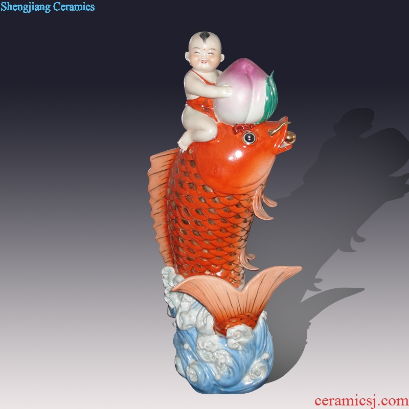 Tong qu birthday red carp sculpture porcelain furnishing articles furnishing articles high-end stereo tong qu xiantao carp culture porcelain