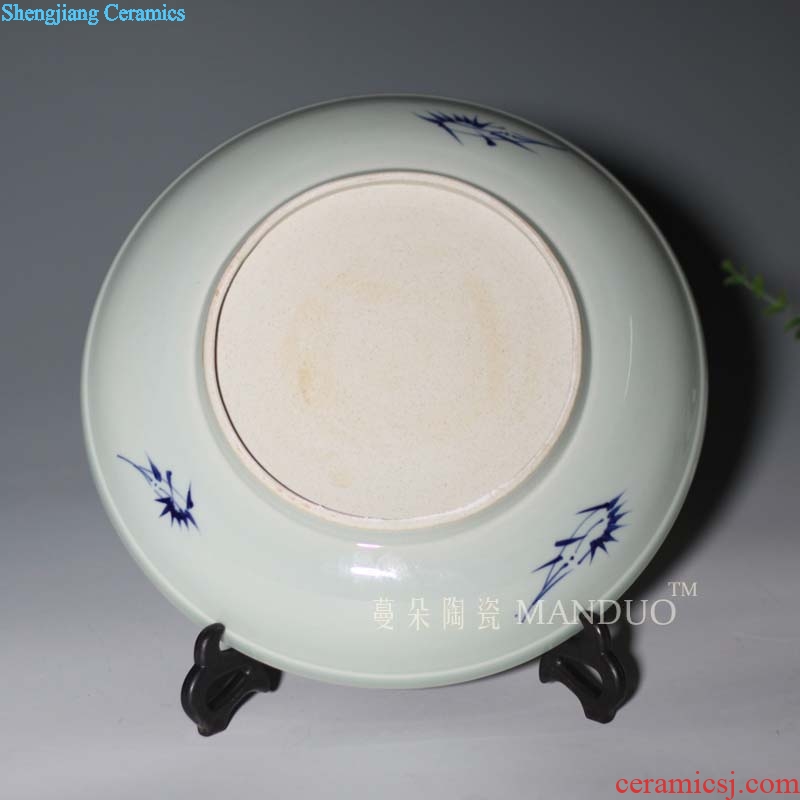 Jingdezhen hand-painted porcelain rural boy flute decorative blue-and-white porcelain qing tong qu China plate