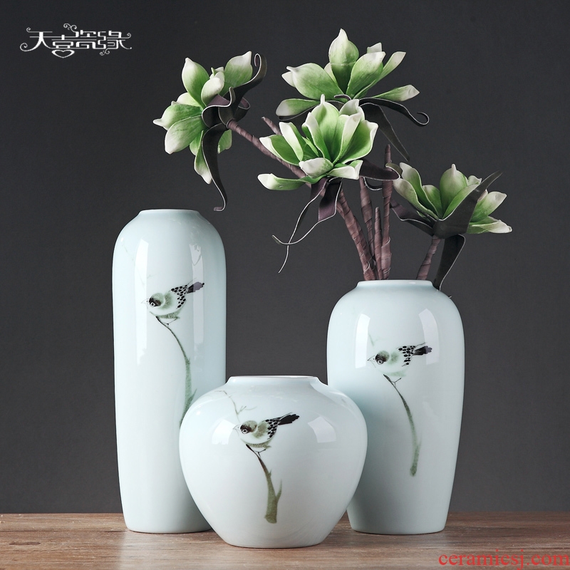 Contemporary and contracted style ceramic plug vase continental creative living room TV cabinet dry flower home furnishing articles