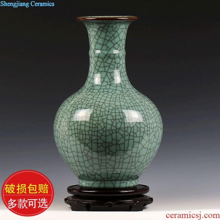Jingdezhen ceramics furnishing articles of Chinese red vase wedding decoration modern household adornment handicraft