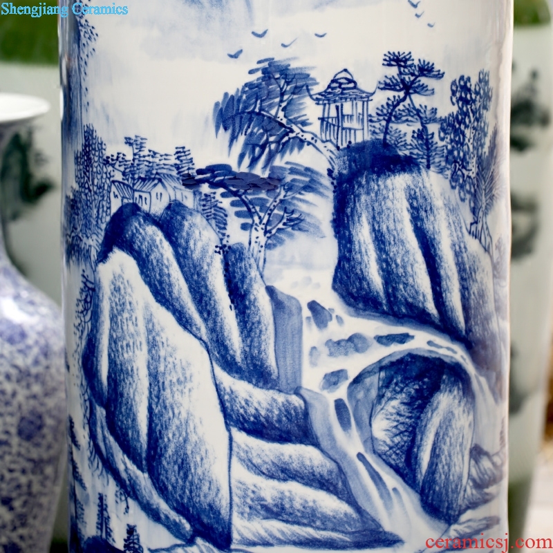 Blue and white porcelain has a long history in the hand-painted big vase jingdezhen ceramics of large vases, sitting room of Chinese style household furnishing articles