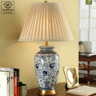 Santa marta atmosphere pure flower porcelain new Chinese style lamp sitting room is the study of jingdezhen ceramic desk lamp new classic blue bedroom