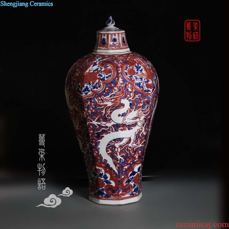 Yuan blue and white youligong red dragon grain mei mei bottles of high-end antique yuan blue and white porcelain dragon plum bottle bottles of the yuan dynasty porcelain