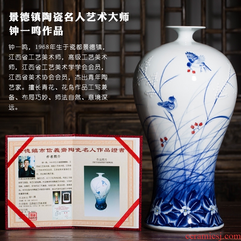 Jingdezhen ceramic pomegranate hand blue and white porcelain vases, flower arrangement sitting room place Chinese master home porch decoration