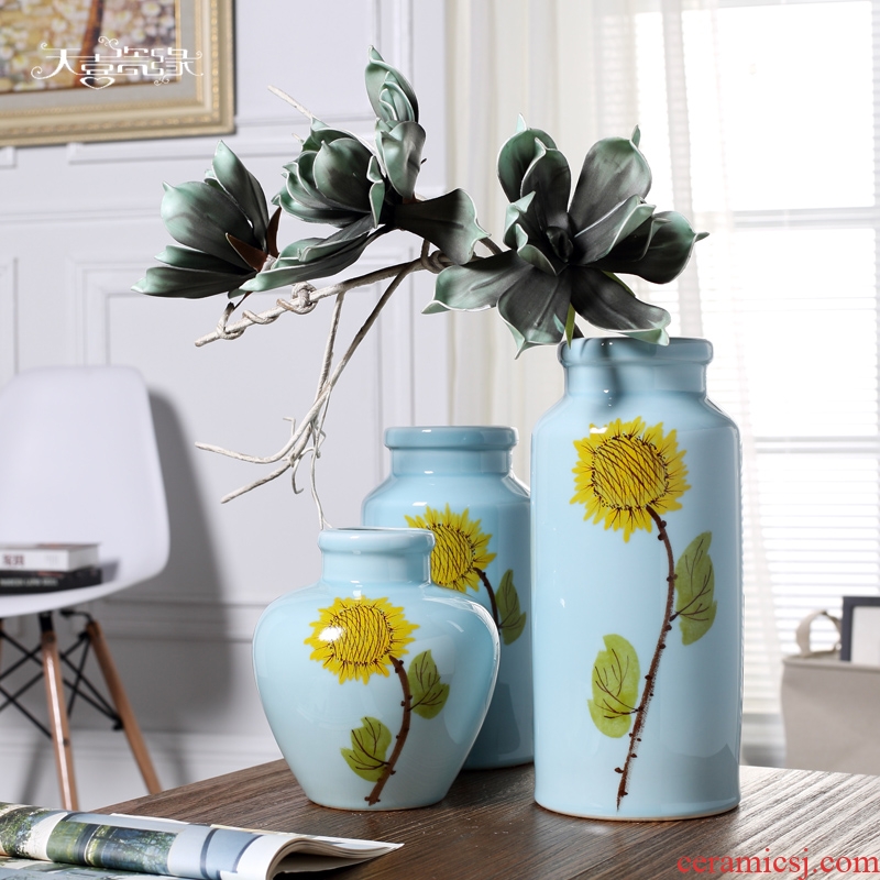 Jingdezhen contemporary and contracted ceramic vase furnishing articles creative living room small pure and fresh and dry flower arranging, table decorations