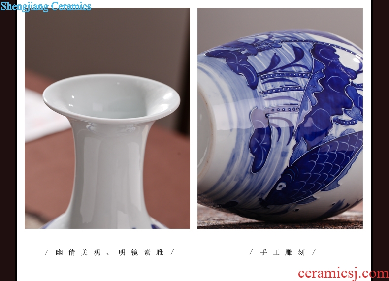 Fang city palace of jingdezhen ceramic antique relief of blue and white porcelain vases, household decoration is a sitting room adornment handicraft