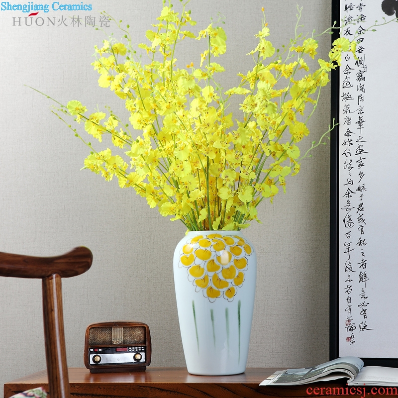 Jingdezhen high temperature ceramic vases, contemporary and contracted desktop TV ark wine accessories creative home furnishing articles
