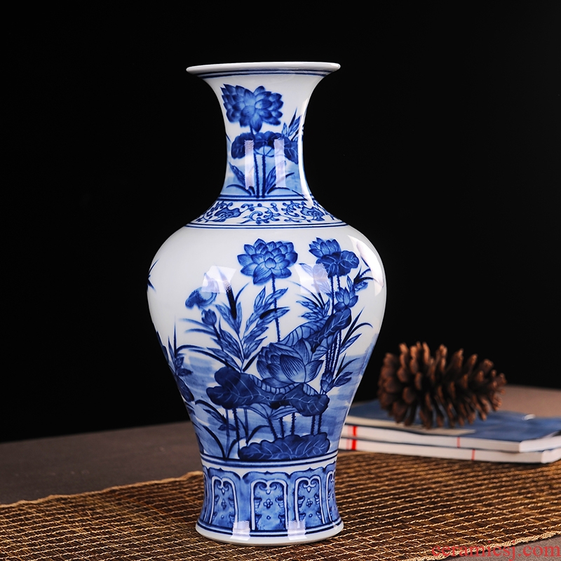 Jingdezhen ceramic vase household adornment handicraft furnishing articles furnishing articles ceramic vase lotus pond sitting room appeal