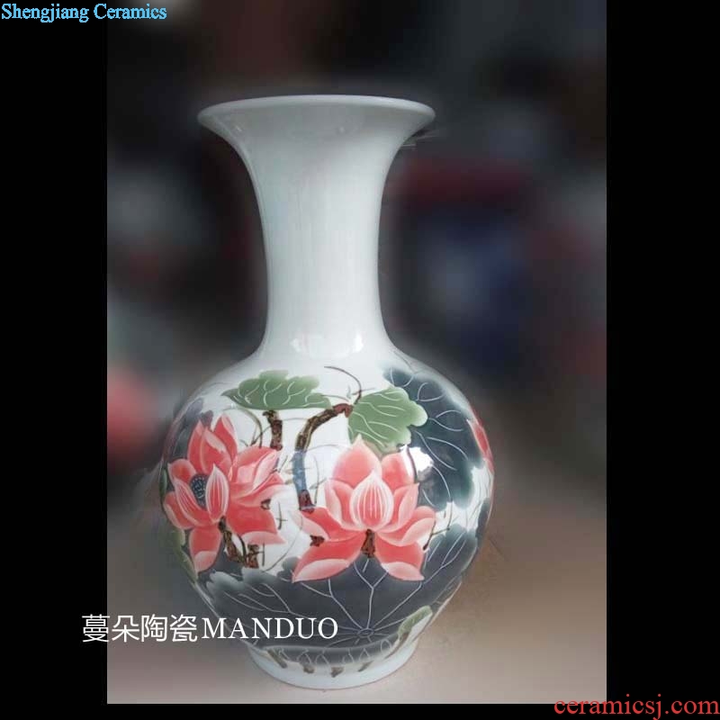 Jingdezhen famille rose porcelain carving art xiantao vase xiantao bottle hand-painted art art porcelain vase