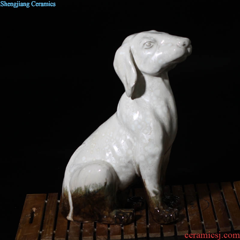 Jingdezhen porcelain furnishing articles furnishing articles three-dimensional sculpture German shepherd cute dogs standing guard German shepherd dog gatekeepers