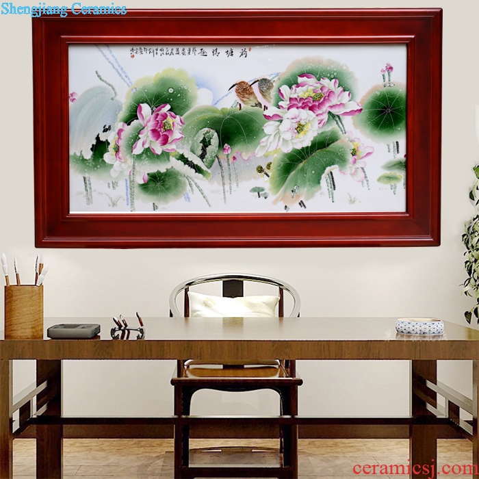 Hand-painted ceramic painting as a stream of jingdezhen porcelain plate Chinese style adornment painting the living room sofa setting wall hang a picture