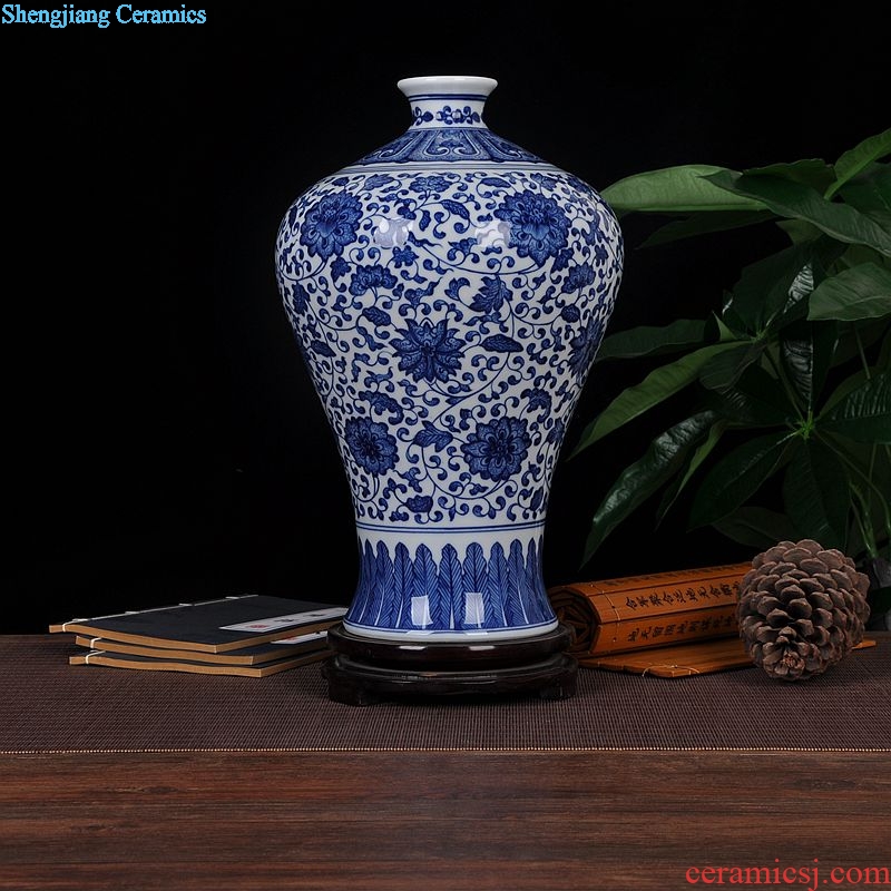 Jingdezhen blue and white Chinese ceramics vase hand-painted antique vase was home sitting room porch handicraft furnishing articles