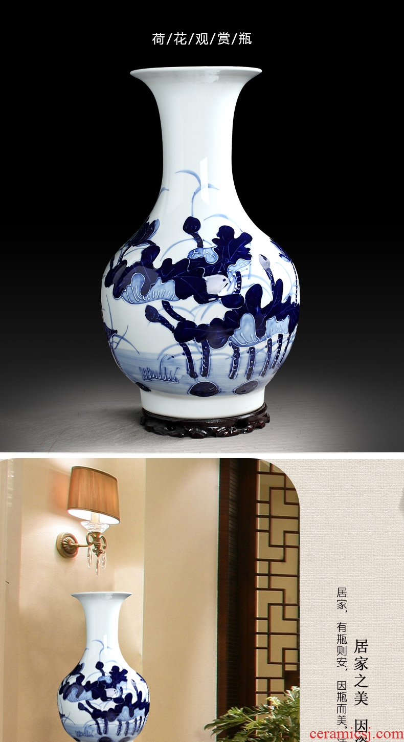 Relief crafts handmade pottery and porcelain vase of blue and white porcelain of jingdezhen Chinese hand-painted decorative sitting room place flower arrangement