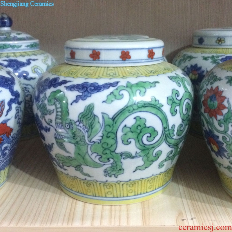 Jingdezhen hand-painted imitation Ming emperors pegasus day word walrus porcelain pot dou color day word can of many colors