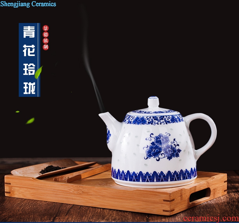 Jingdezhen city palace lane to heat the large capacity of blue and white porcelain ceramic tea pot of tea in hand cold, kettle package mail