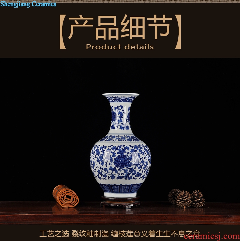 Blue and white porcelain of jingdezhen ceramics decoration vase classical home furnishing articles new Chinese style household adornment handicraft