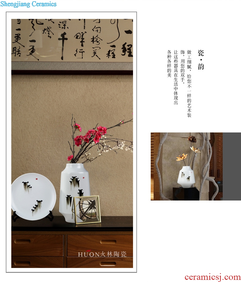 Modern Chinese ceramic flower implement furnishing articles process wine accessories decorative household decoration new housewarming gift vase