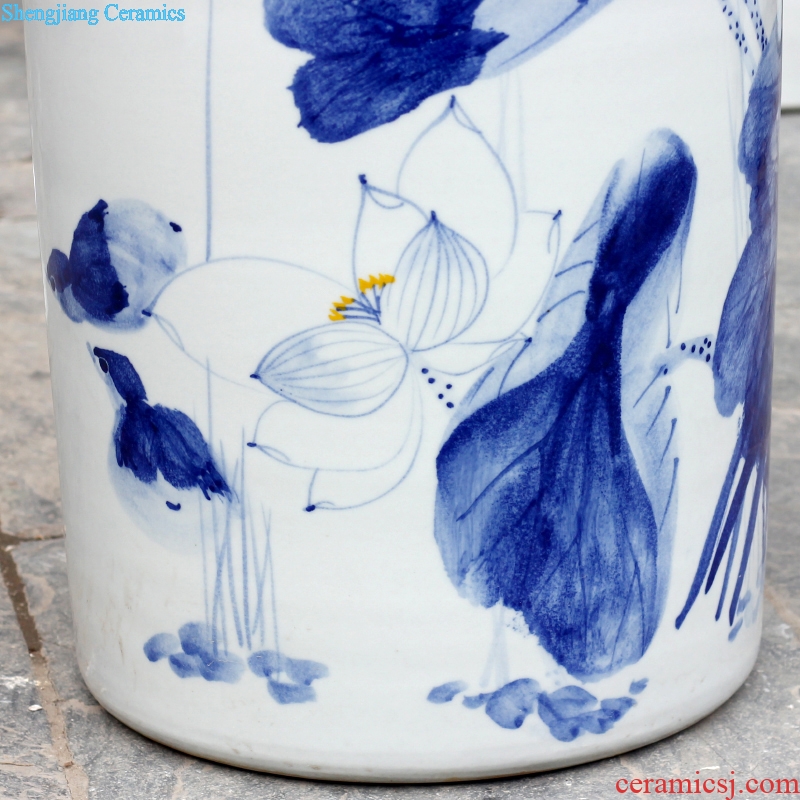 Jingdezhen ceramic figure hand-painted lotus vase books calligraphy and painting cylinder pastel quiver cap tube of Chinese style living room mesa furnishing articles