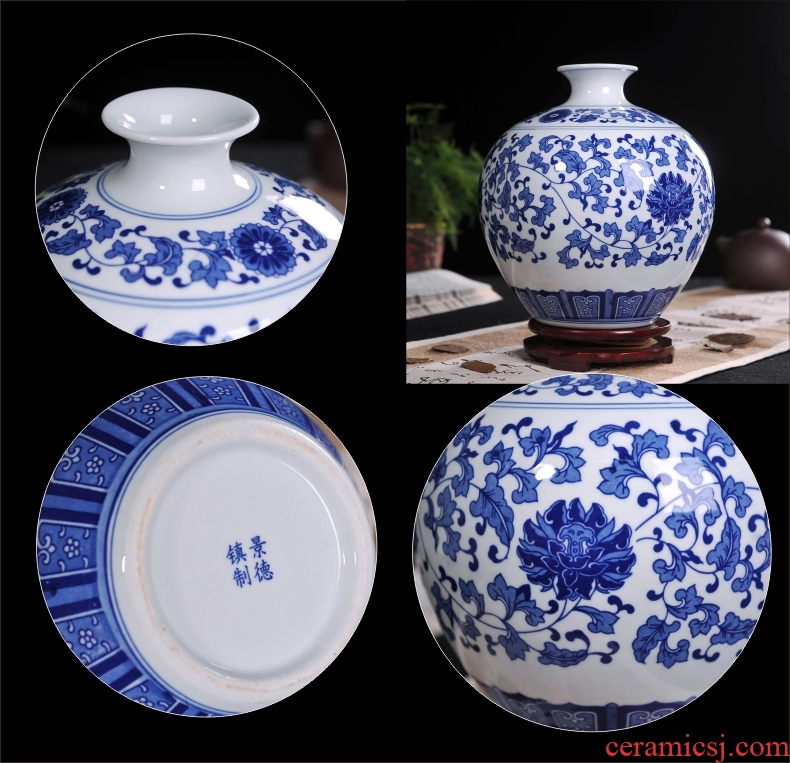 Jingdezhen blue and white porcelain vase household ceramics wine study office decoration sitting room furnishing articles
