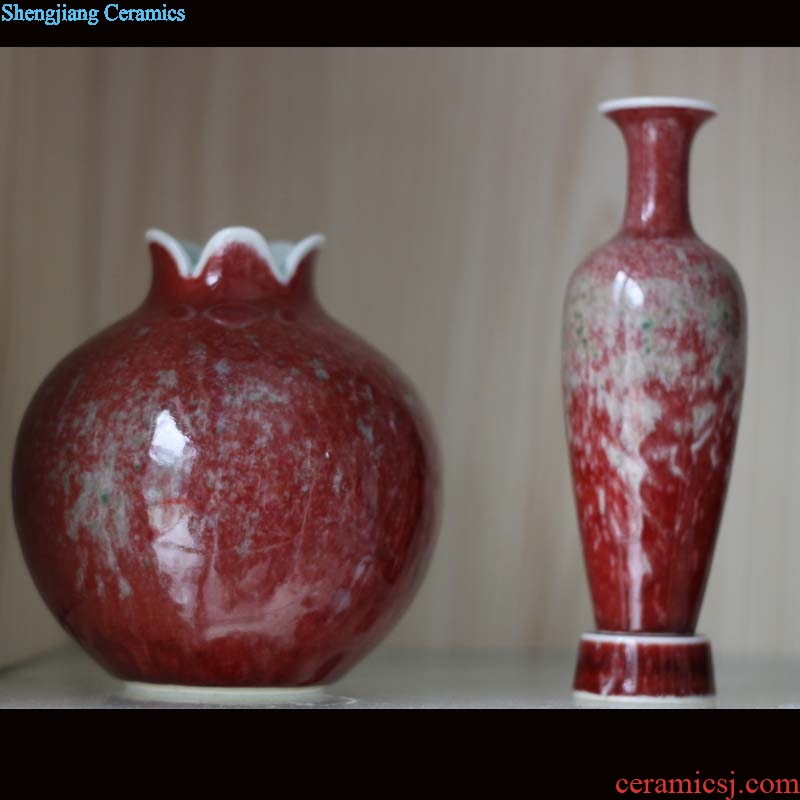 Jingdezhen pure manual pull embryo imitation kangxi beauties drunk monochrome variable series of cowpea red vase art furnishing articles