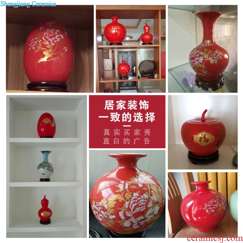 Jingdezhen ceramics a thriving business Chinese red apple vase modern home handicraft furnishing articles