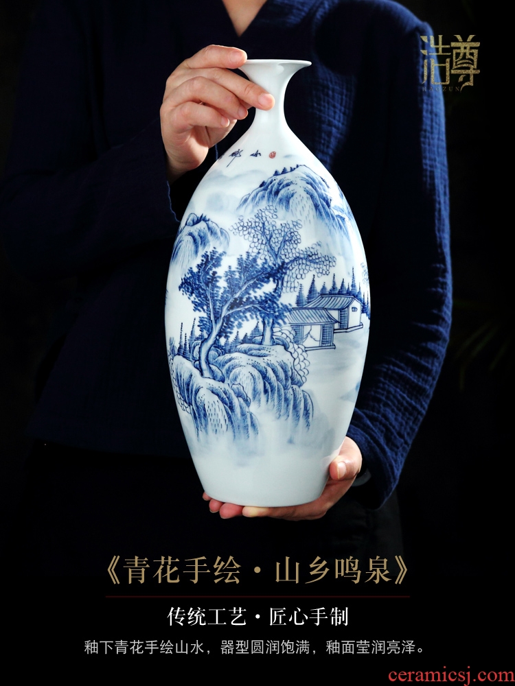 Master of jingdezhen blue and white porcelain ceramic vase hand-painted Chinese mountains scenery of jiangnan modern household adornment furnishing articles
