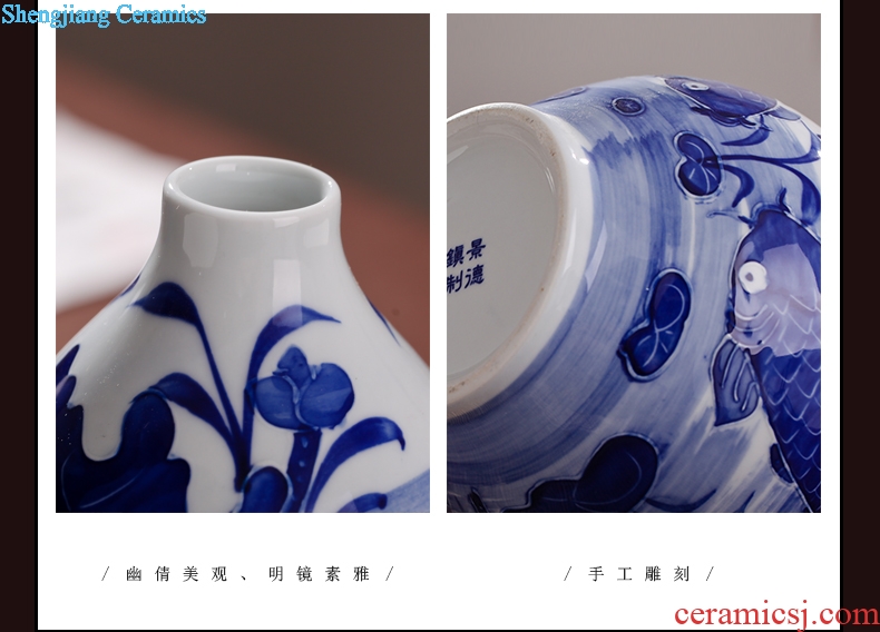 Fang city palace of jingdezhen ceramic antique relief of blue and white porcelain vases, household decoration is a sitting room adornment handicraft