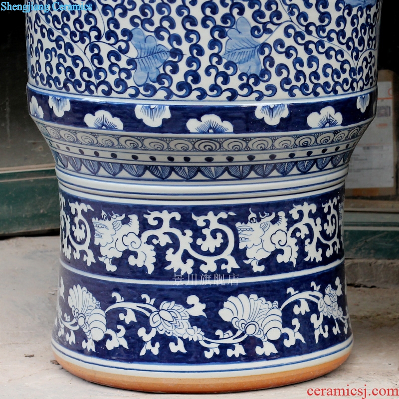 Jingdezhen ceramic of large vases, sitting room of Chinese style household furnishing articles hand-painted of blue and white porcelain lotus flower vase of porcelain of admiralty