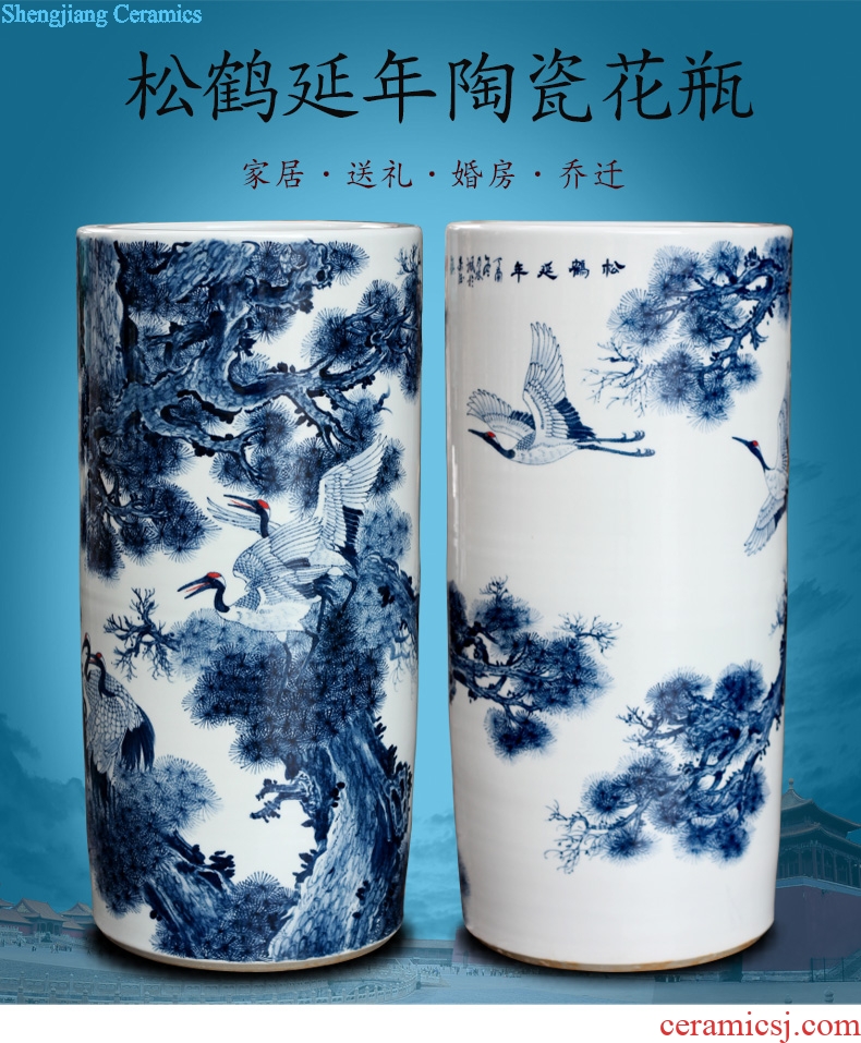 Blue and white porcelain of jingdezhen ceramic hand-painted pine crane live ground quiver sitting room of Chinese style household furnishing articles and calligraphy cylinder