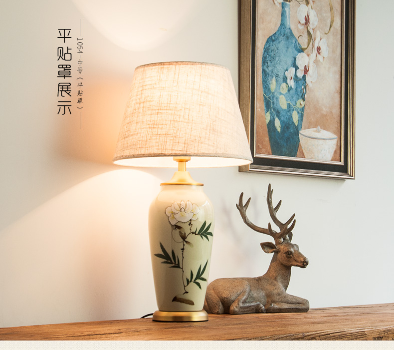 Now, new Chinese style desk lamp of bedroom the head of a bed full of copper ceramic hand-painted flowers to decorate the sitting room the study desk lamp, 1054