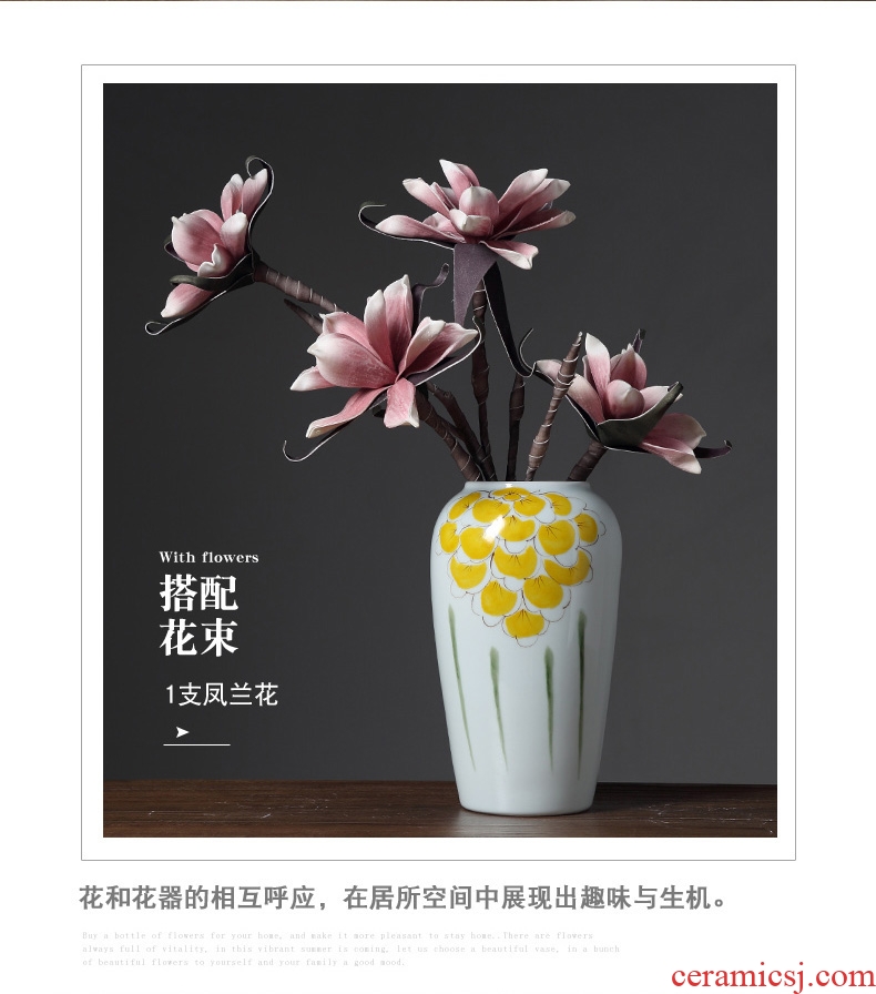 Insert new Chinese style ceramic vase originality fashionable sitting room white dried flowers, household soft adornment is placed