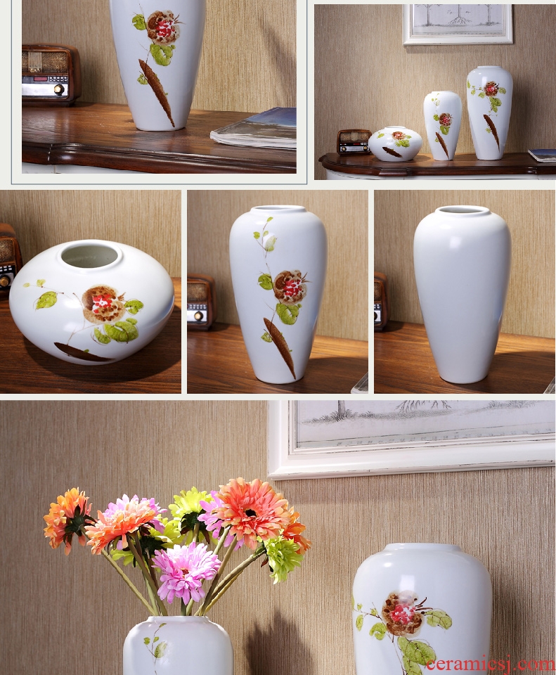 Jingdezhen ceramics three-piece vase fashionable household wine ark adornment handicraft furnishing articles in the living room