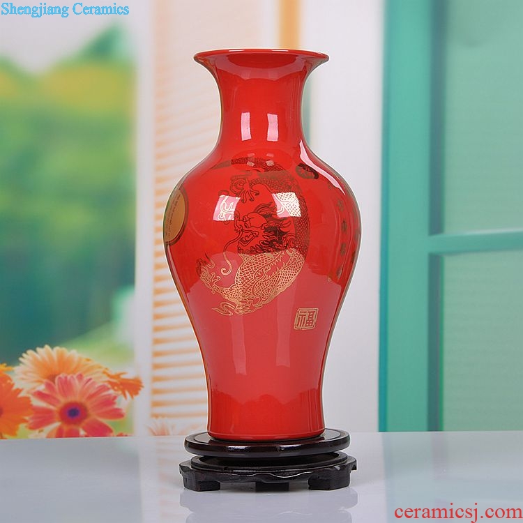 Jingdezhen ceramics furnishing articles of Chinese red vase wedding decoration modern household adornment handicraft