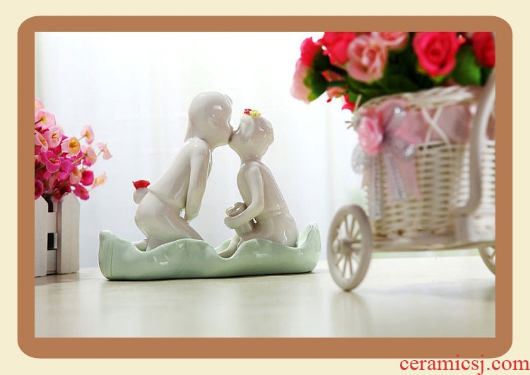 Jingdezhen ceramics characters in one hundred good wine TV ark bedroom home decoration handicraft furnishing articles in the living room