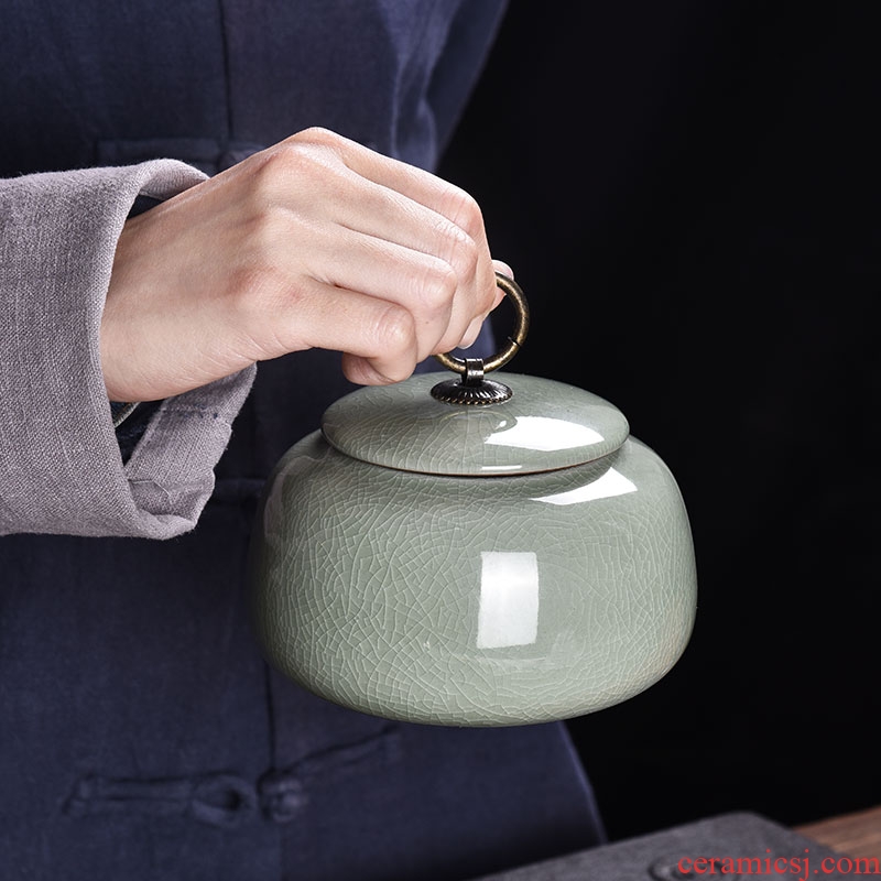 Caddy HaoFeng elder brother kiln ceramic seal tank storage tanks tieguanyin store receives puer tea pot of gift boxes