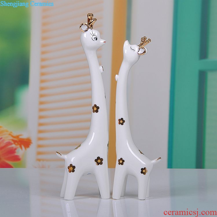 Scene, jingdezhen modern decorative ceramic crafts home furnishing articles couples a pair of sika deer