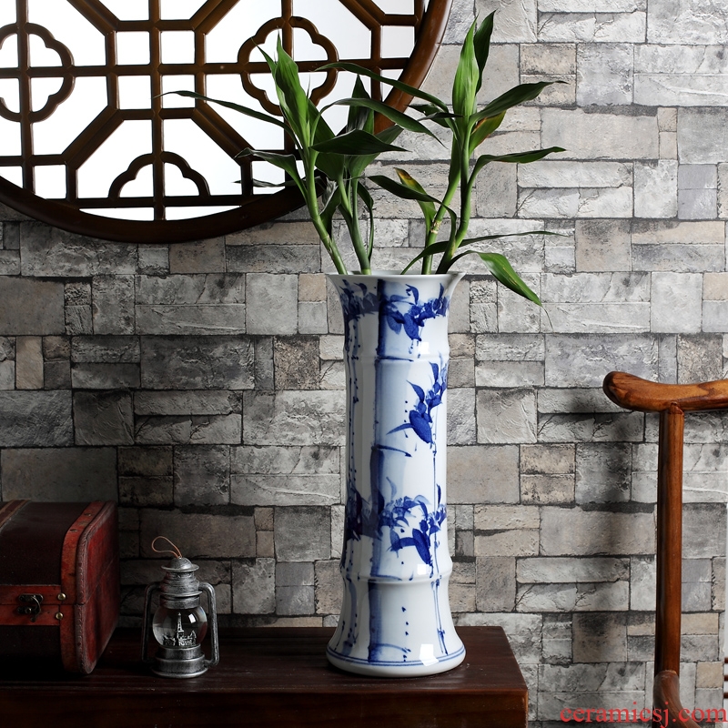 Lucky bamboo bamboo bottles of jingdezhen ceramic vase furnishing articles sitting room flower arranging device small Chinese household decorative arts and crafts